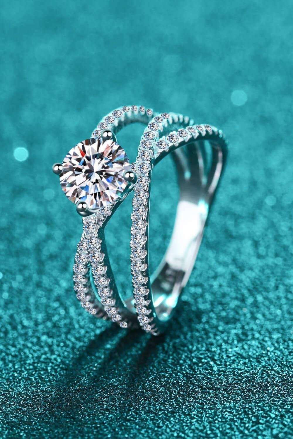 1 Carat Moissanite Crisscross Ring - Brinxx Couture