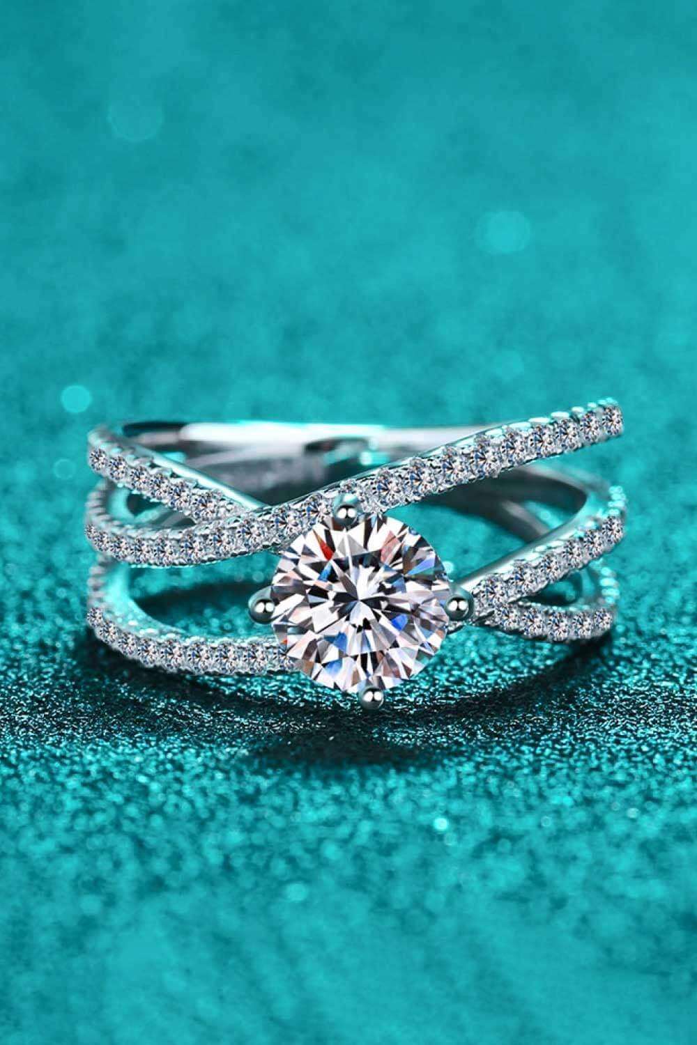 1 Carat Moissanite Crisscross Ring - Brinxx Couture