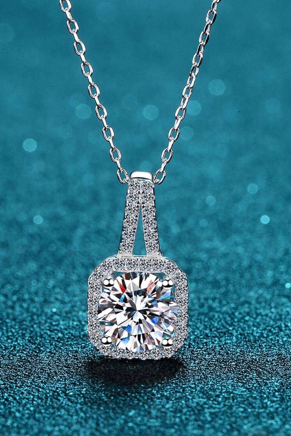 1 Carat Moissanite Necklace - Brinxx Couture