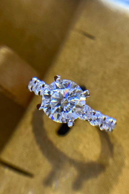 2 Carat 4-Prong Moissanite Ring - Brinxx Couture