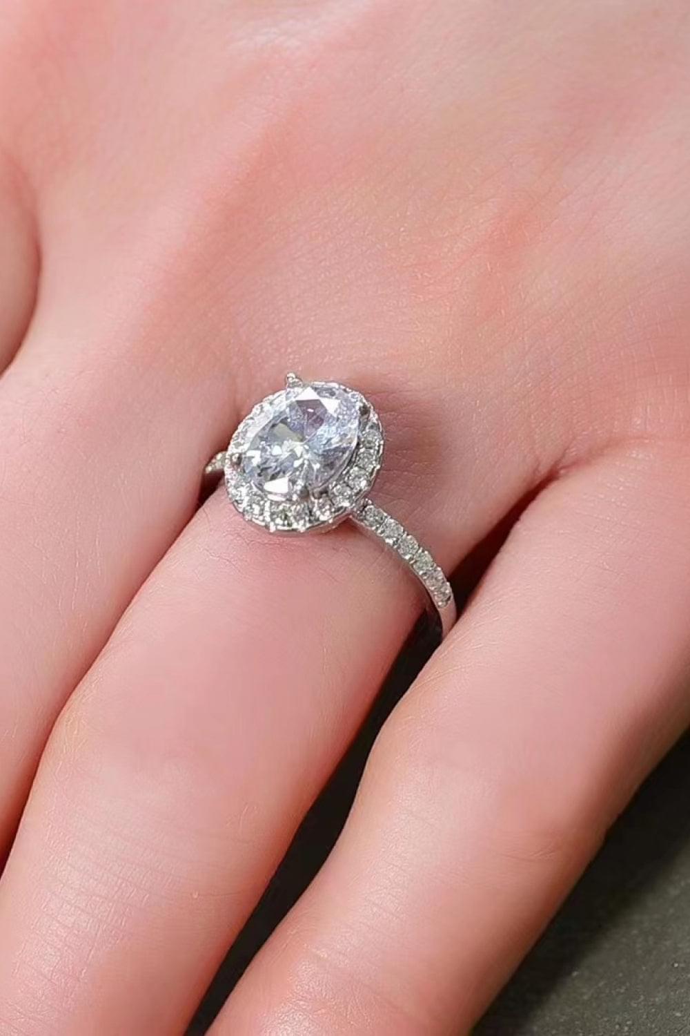 2 Carat Moissanite 18k Platinum-Plated Ring - Brinxx Couture