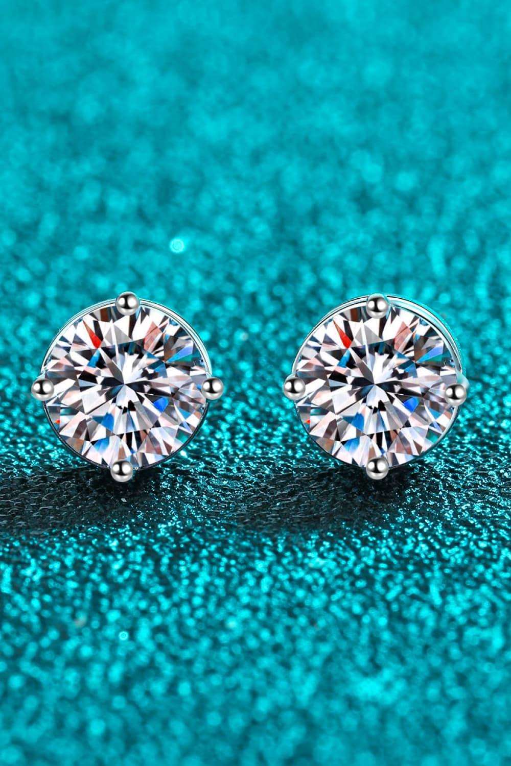 2 Carat Moissanite Stud Earrings - Brinxx Couture