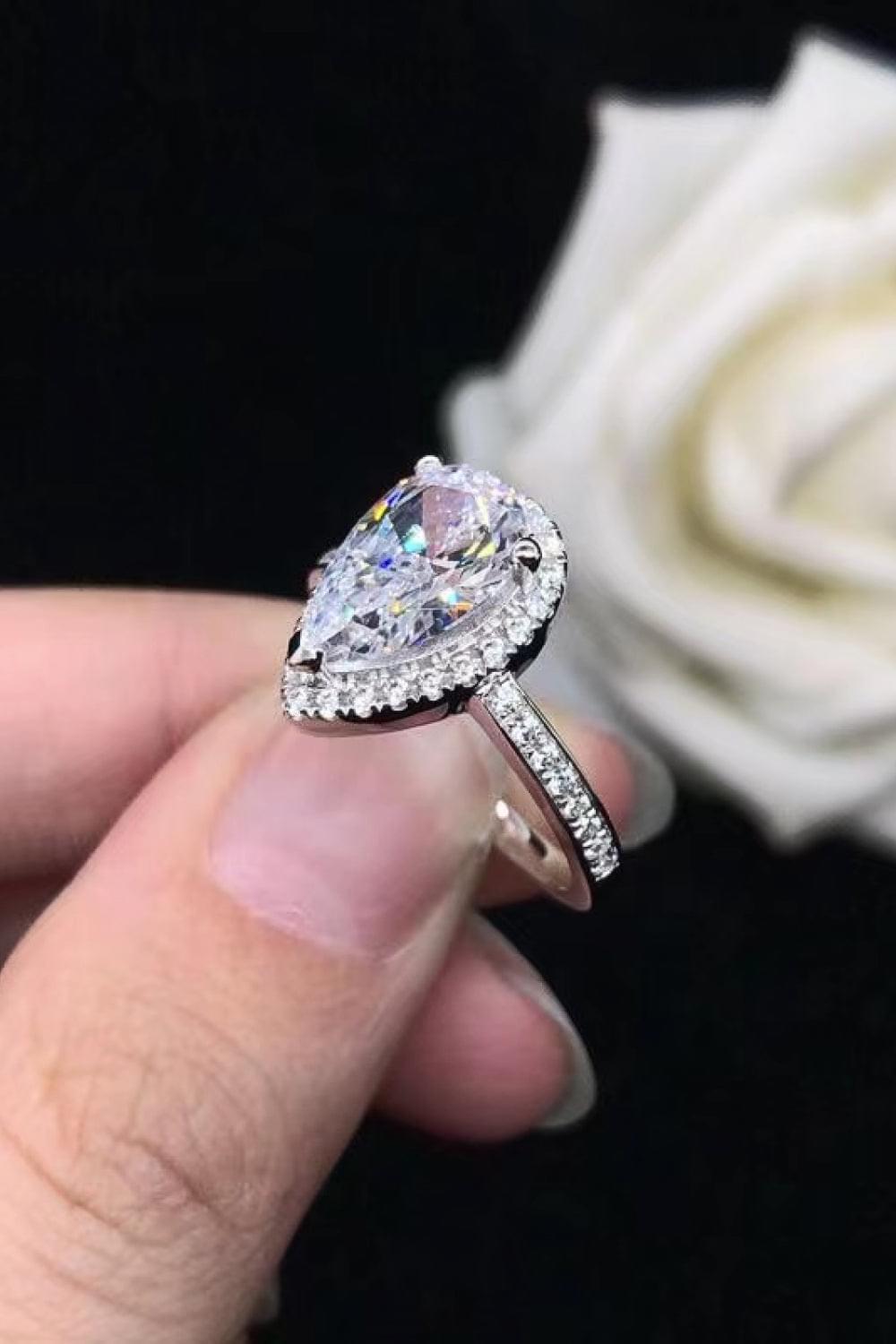 2 Carat Moissanite Teardrop Cluster Ring - Brinxx Couture