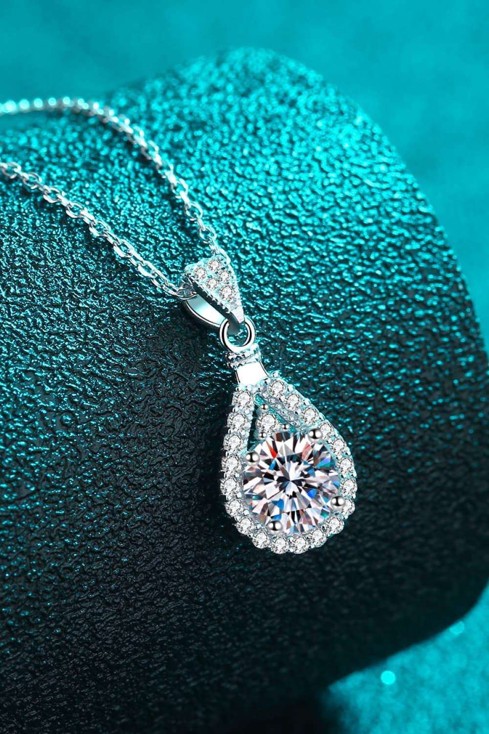 2 Carat Moissanite Teardrop Pendant - Brinxx Couture