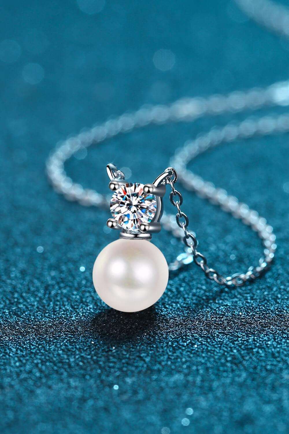 925 Sterling Silver Freshwater Pearl Moissanite Necklace - Brinxx Couture