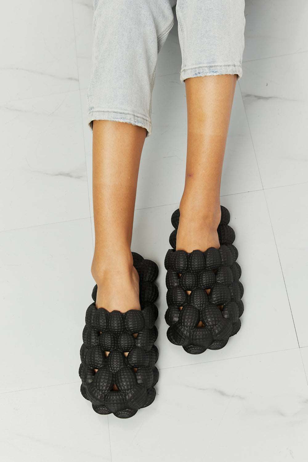 Black Bubble Slides - Brinxx Couture