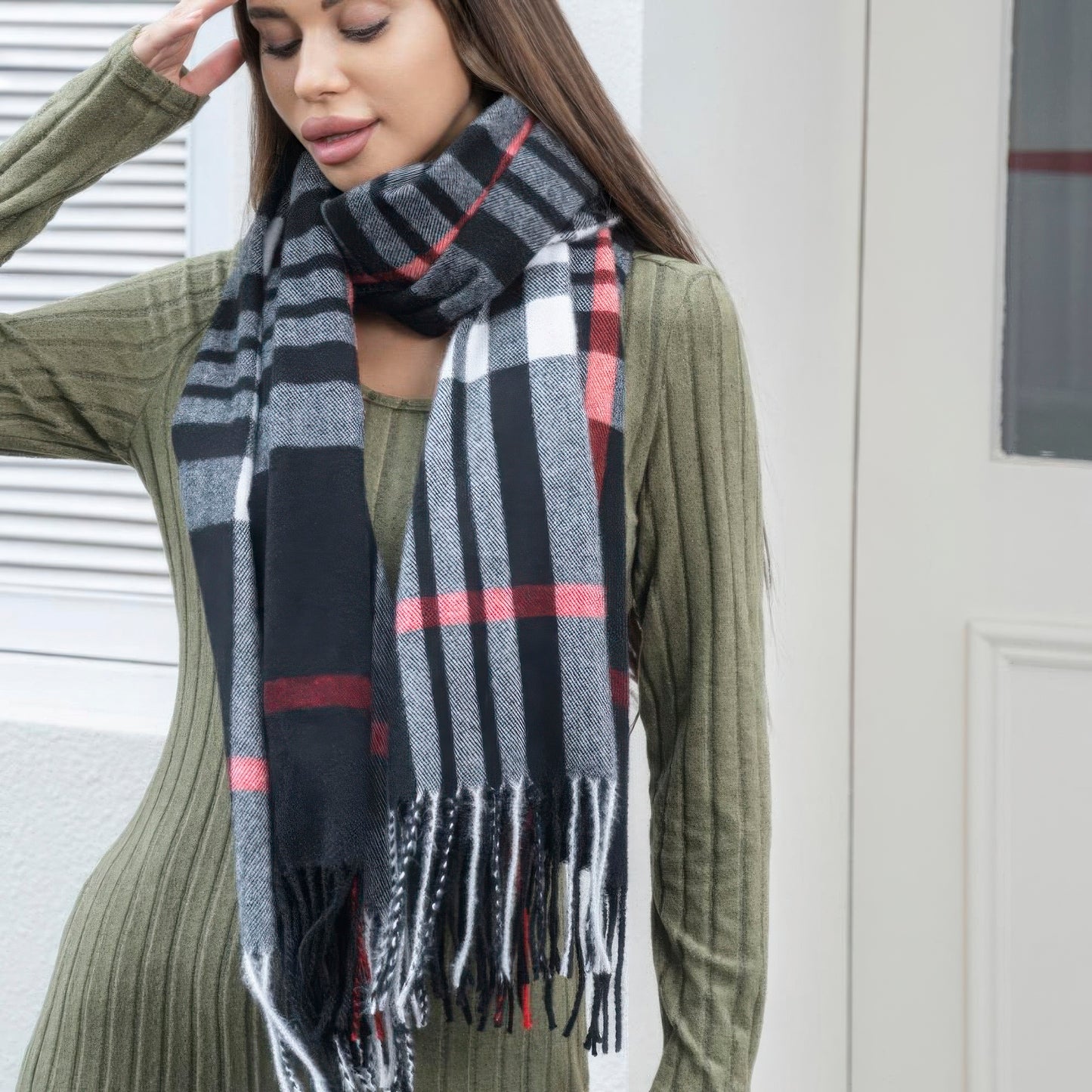 Plaid blanket scarf with tassel - Brinxx Couture