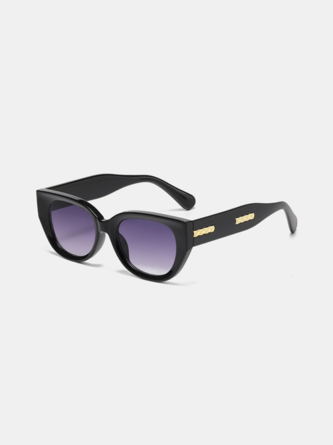 A stylish Cat Eye Frame Sunglasses for women. this piece adds a touch of elegance to your outfit - Brinxx Couture