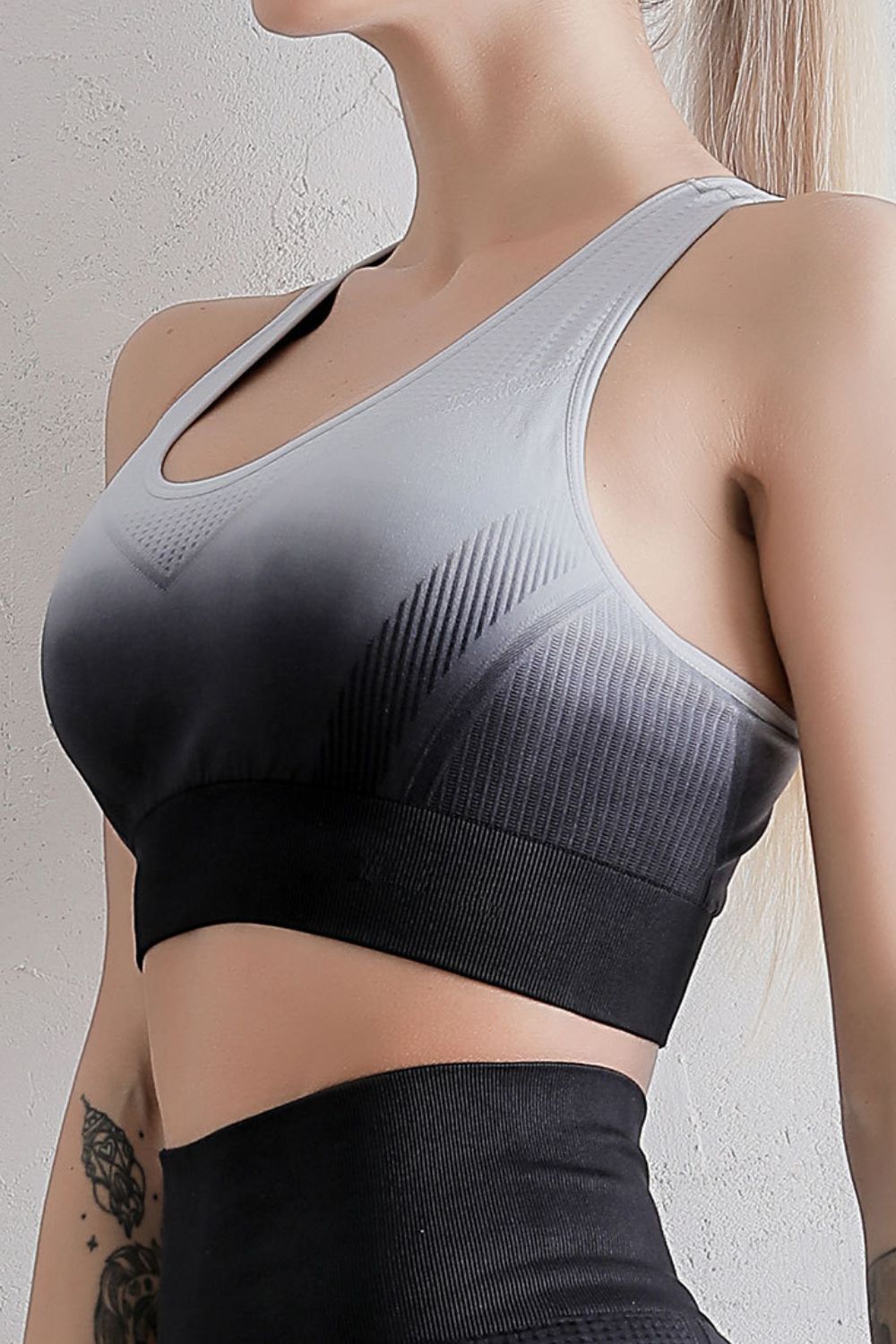 Gradient Racerback Sports Bra - Brinxx Couture