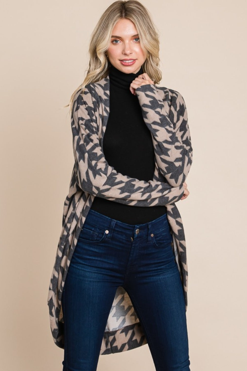 A stylish Houndstooth Open Front Cocoon Knit Cardigan for women. this piece adds a touch of elegance to your outfit - Brinxx Couture