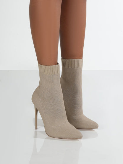 A stylish Knitted Point Toe Stiletto Heels for women. this piece adds a touch of elegance to your outfit - Brinxx Couture