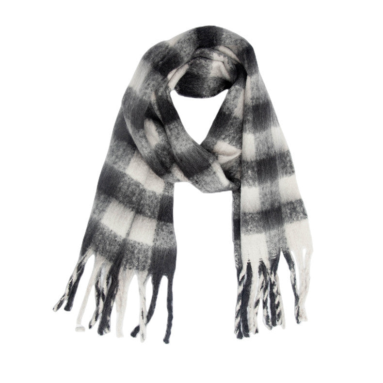 Plaid Thick Tassel Scarf - Brinxx Couture