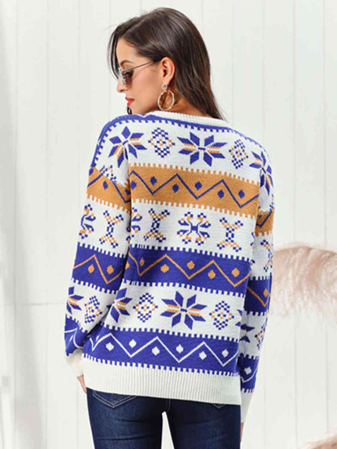 Snowflake Pattern Round Neck Sweater - Brinxx Couture