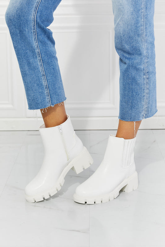 White Zip-Up Chelsea Boots - Brinxx Couture