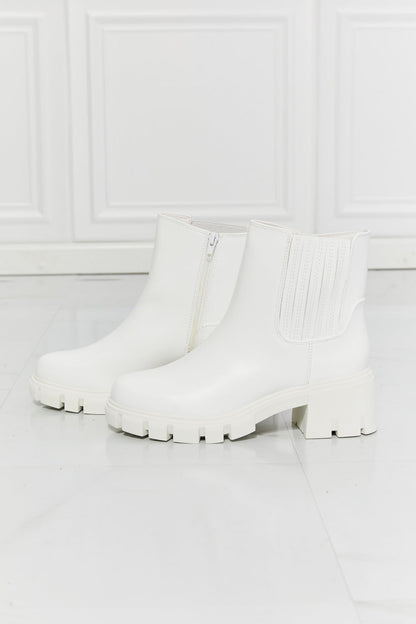 White Zip-Up Chelsea Boots - Brinxx Couture